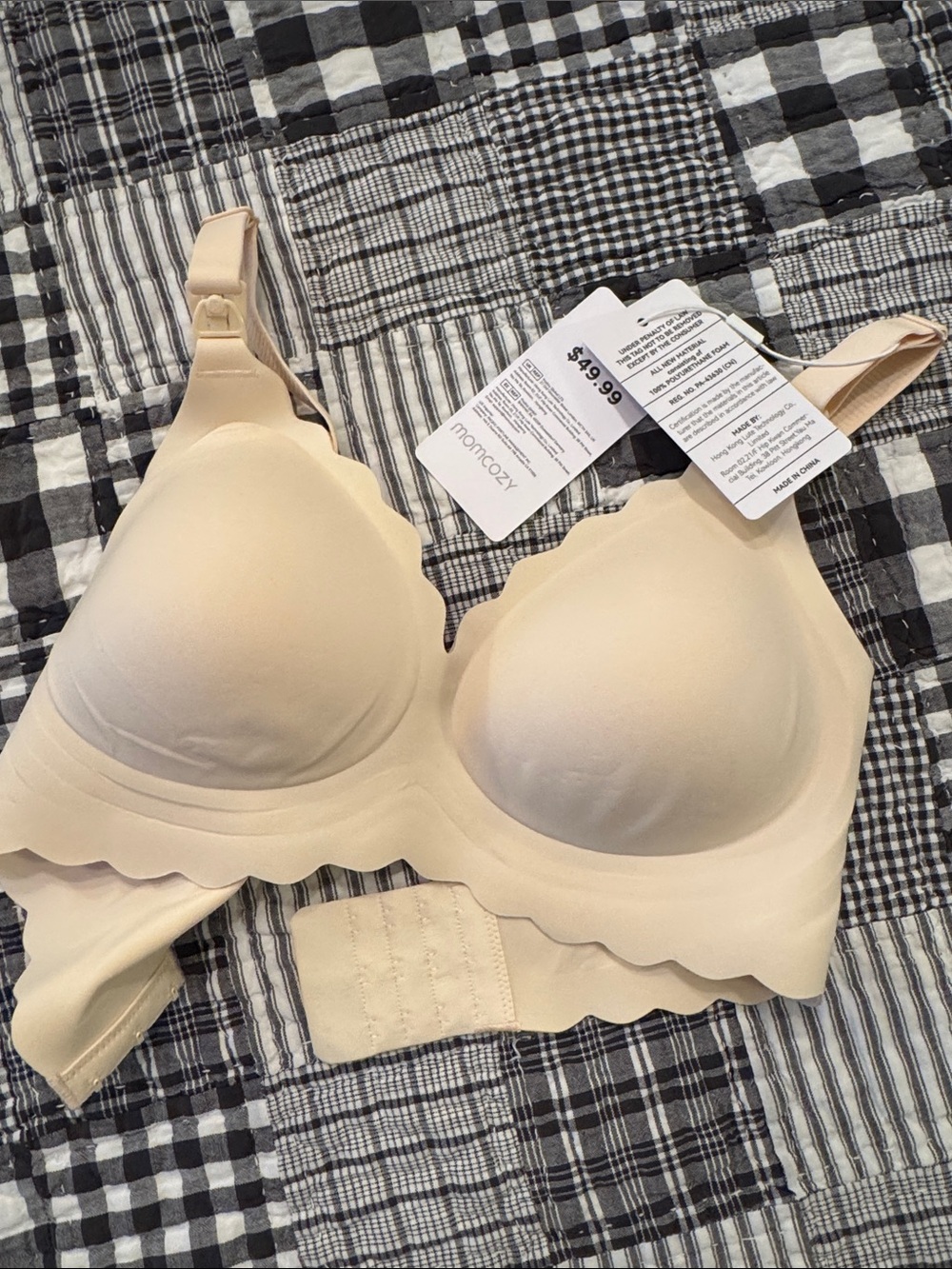 MOMCOZY Scalloped Wireless Bra in Beige